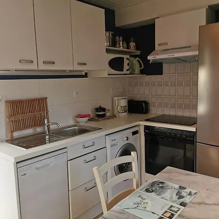 Dependance Au Calme Dans Notre Jardin Tatil Evi