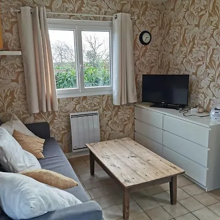 Dependance Au Calme Dans Notre Jardin *