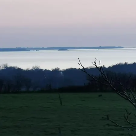 Dependance Au Calme Dans Notre Jardin * Saint-Aubin-Des-Preaux