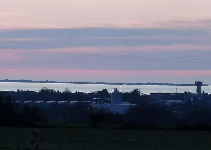 Dependance Au Calme Dans Notre Jardin Saint-Aubin-Des-Preaux