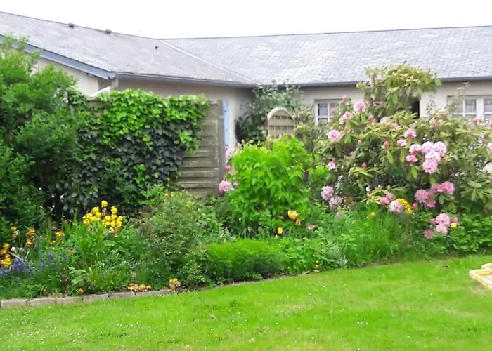Dependance Au Calme Dans Notre Jardin 度假居 Saint-Aubin-Des-Preaux